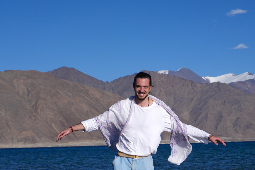 Bringing together meditation practices with movement and authentic relating.